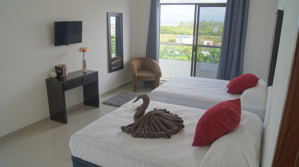 La Playa Condo Плая дел Кармен Екстериор снимка