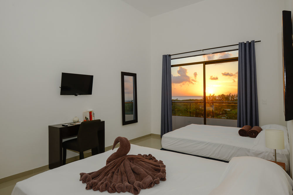 La Playa Condo Плая дел Кармен Екстериор снимка