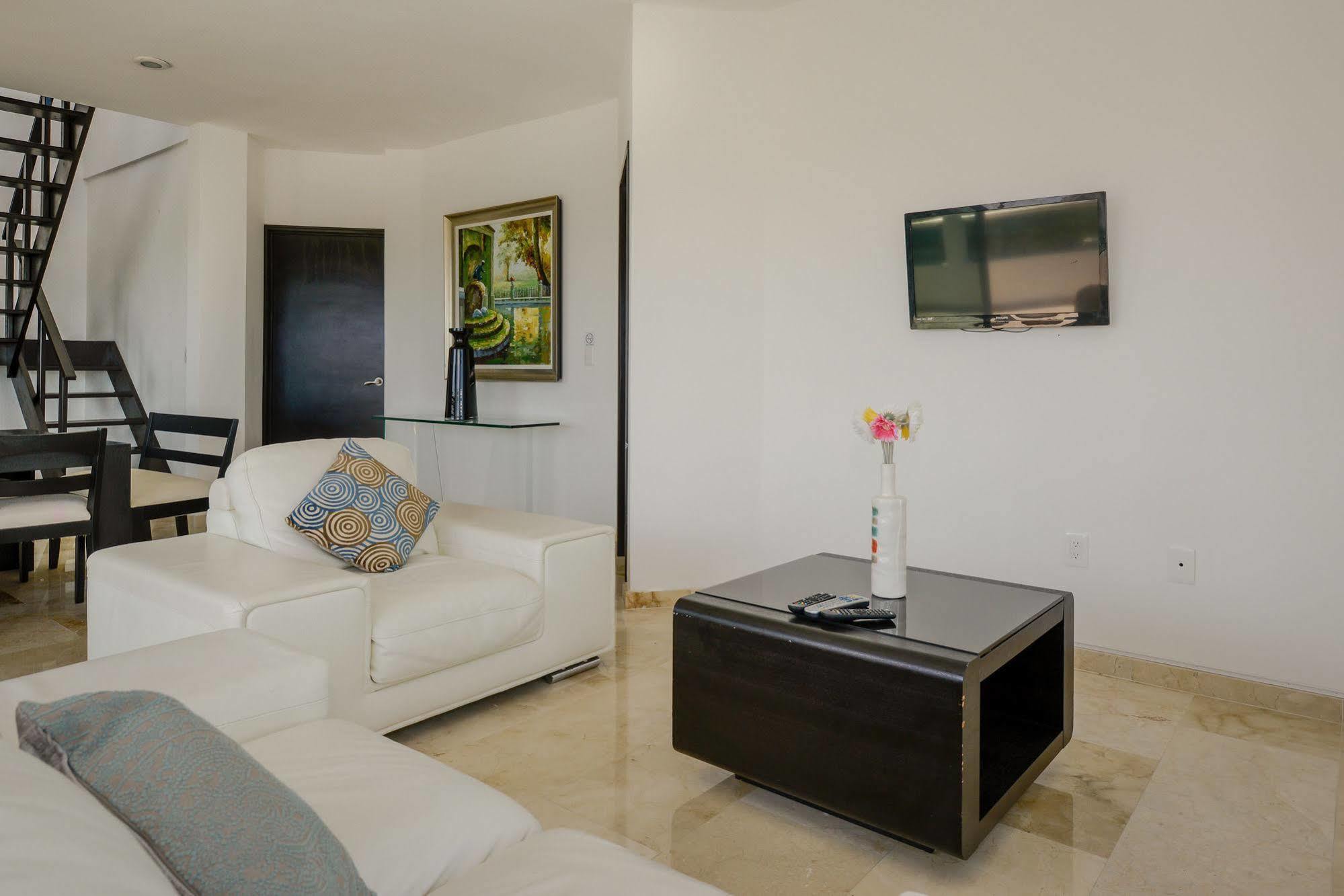 La Playa Condo Плая дел Кармен Екстериор снимка