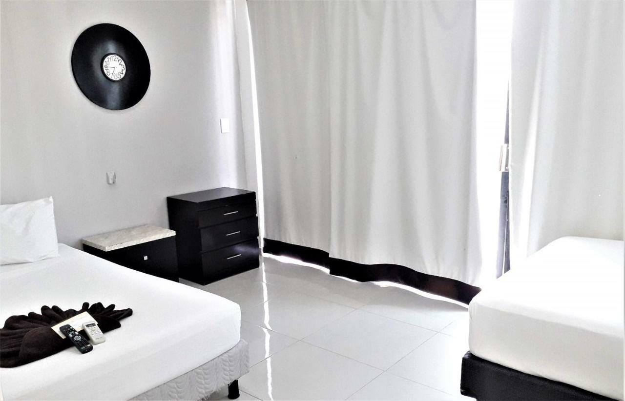 La Playa Condo Плая дел Кармен Екстериор снимка